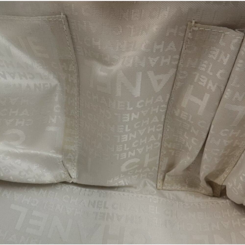 💎✨HOT BUY✨💎Authentic CHANEL Chocolate Bar White - Picture 13 of 15